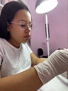 PaulaCruz01 online show from February 4, 8:47 pm