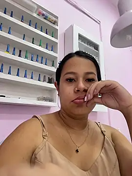 PaulaCruz01 online show from February 6, 7:50 pm