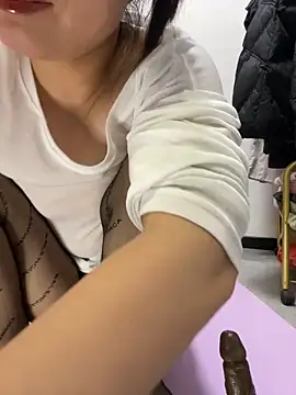 Snapshot of Nlen_baby chatting on March 5, 3:08 pm Nlen baby online show from March 5, 3:08 pm