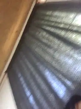 Snapshot of bebeeecitahot33 chatting on March 31, 2:06 pm bebeeecitahot33 online show from March 31, 2:06 pm