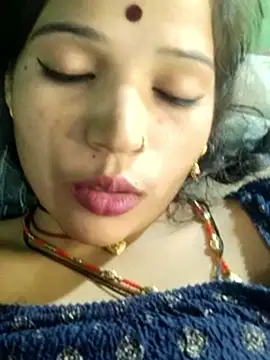 Snapshot of Bhumika_Love chatting on November 15, 1:18 pm Bhumika Love online show from November 15, 1:18 pm