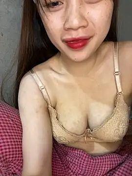 kitty-20x online show from November 2, 9:06 pm