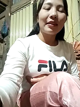 -Lanaa- online show from November 20, 6:24 am