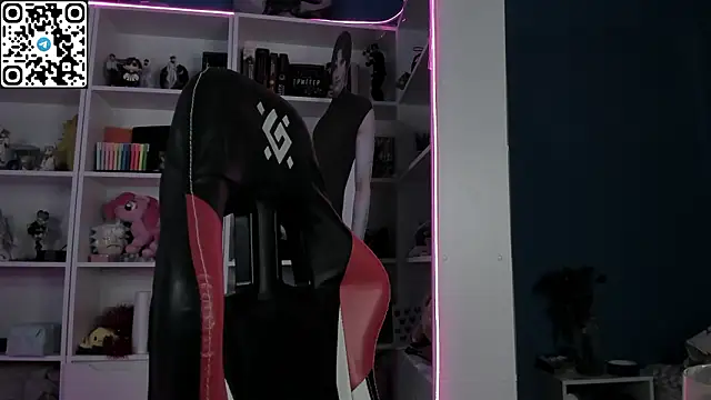 Holy Mistress S online show from February 24, 9:40 am