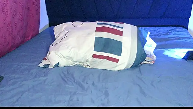 ReferredArtwork online show from November 25, 7:58 pm