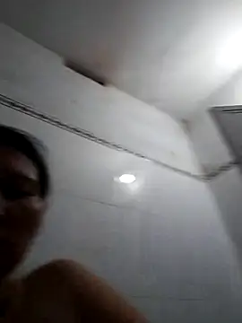 Lily Queen18 online show from October 25, 2:24 pm