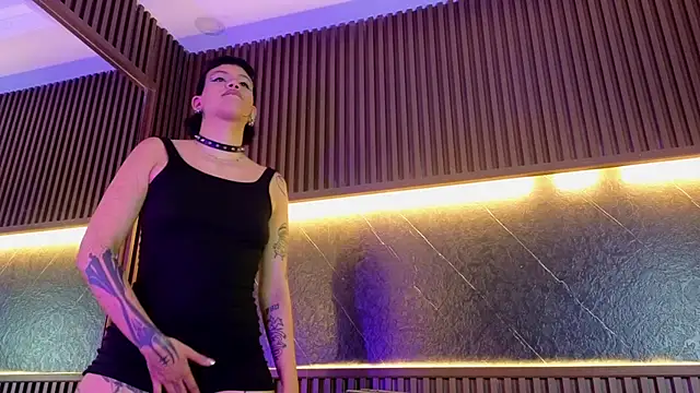 Athenea sky  online show from February 8, 9:13 am