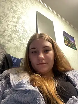 Snapshot of Emily_Sweety__ chatting on October 22, 9:20 am Emily Sweety   online show from October 22, 9:20 am