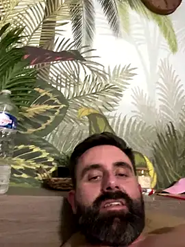 Snapshot of kim_et_thony chatting on October 24, 8:27 pm kim et thony online show from October 24, 8:27 pm