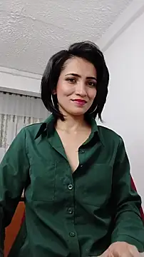 chloehanna online show from November 5, 4:18 pm