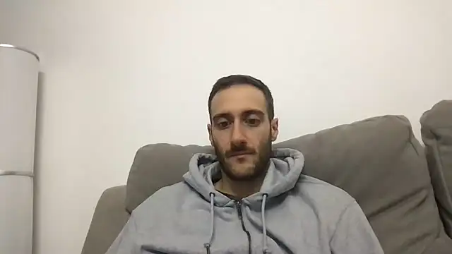 Snapshot of LukaShyGuy chatting on January 16, 9:41 pm LukaShyGuy online show from January 16, 9:41 pm