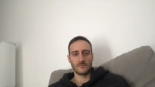 Snapshot of LukaShyGuy chatting on February 22, 9:08 am LukaShyGuy online show from February 22, 9:08 am