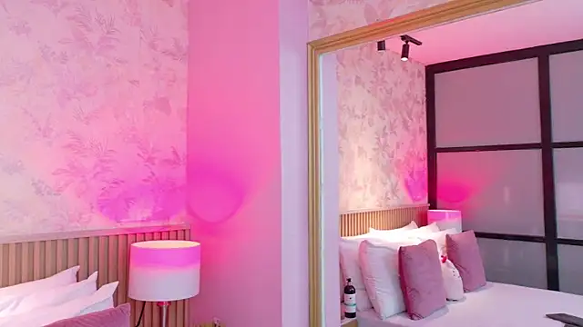 AdelineJhones online show from January 18, 2:21 pm