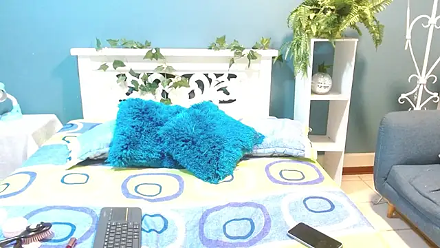 Samantha  Benet online show from February 6, 8:34 pm