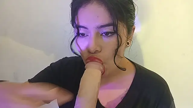 Magic Alicee  online show from November 9, 8:51 pm