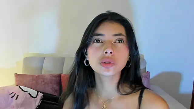 miadaviesx online show from November 2, 1:46 pm