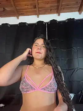 RosseDeAmore online show from February 11, 7:08 pm