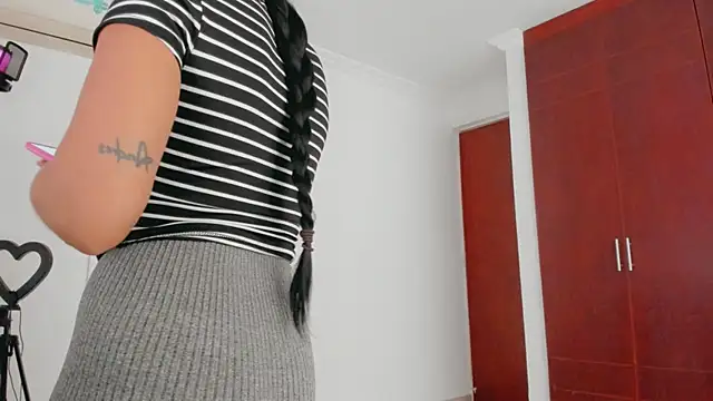  Anastasia 28 online show from December 2, 1:05 pm