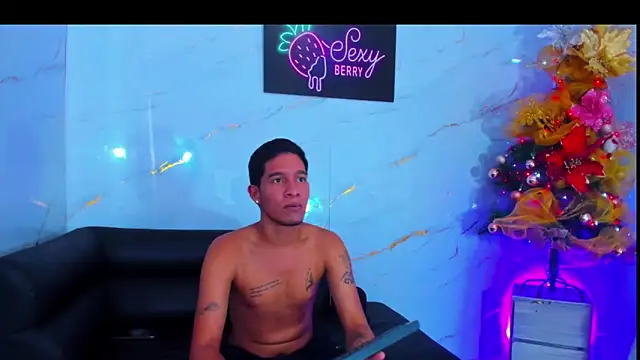 Room boys hot online show from November 27, 12:40 pm