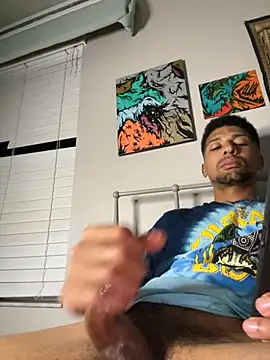 Snapshot of BigPrettyDick777 chatting on April 7, 6:47 am BigPrettyDick777 online show from April 7, 6:47 am