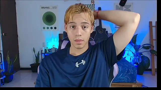 Habel  moretti online show from February 8, 6:22 pm