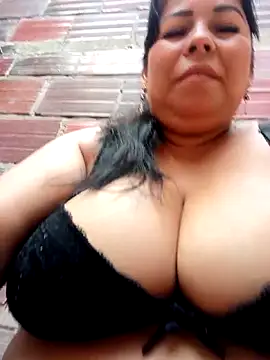 mother2-divorced online show from March 4, 1:17 pm