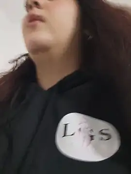 mirandahvelez online show from October 25, 5:04 am