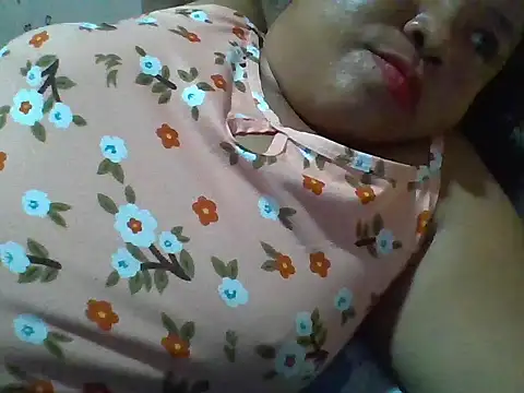 Snapshot of xxmysweetpinayy69 chatting on March 5, 5:47 am xxmysweetpinayy69 online show from March 5, 5:47 am