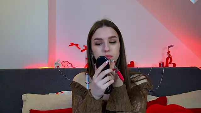 AliceAtkins online show from April 30, 6:20 am