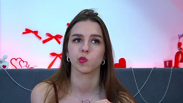 AliceAtkins online show from May 3, 6:52 am