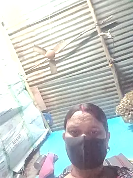 Snapshot of QRAN_YELESA chatting on October 30, 1:12 pm QRAN YELESA online show from October 30, 1:12 pm