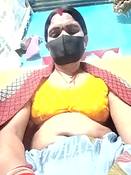 Snapshot of QRAN_YELESA chatting on October 31, 3:13 pm QRAN YELESA online show from October 31, 3:13 pm