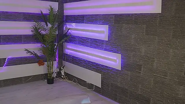 SexyCelline online show from March 18, 5:32 am