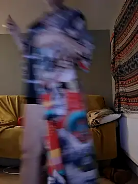 Snapshot of Raven_Fantastic chatting on October 30, 2:57 am Raven Fantastic online show from October 30, 2:57 am