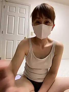 Snapshot of HONMONOHUUHU chatting on May 18, 2:12 pm HONMONOHUUHU online show from May 18, 2:12 pm