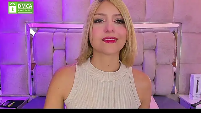 daniiela beteche777 online show from January 14, 6:35 pm