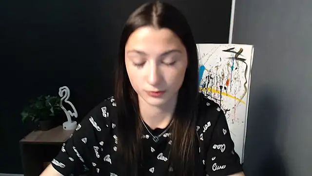 Snapshot of a_alessia chatting on November 4, 1:43 pm a alessia online show from November 4, 1:43 pm