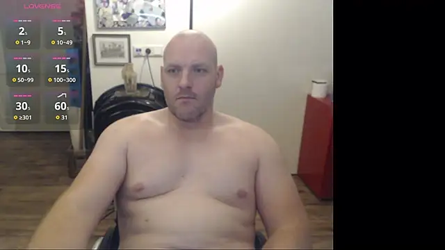 Snapshot of markrollo chatting on October 22, 4:51 pm markrollo online show from October 22, 4:51 pm