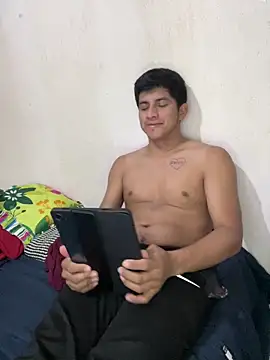 Charlykll online show from February 9, 5:33 am