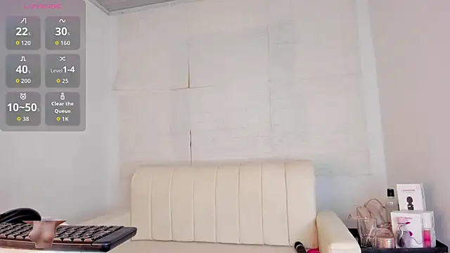 Katie perry18 online show from November 22, 8:13 am