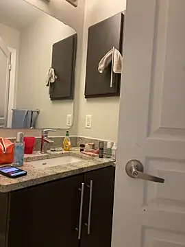 elliepixie online show from May 8, 4:23 pm