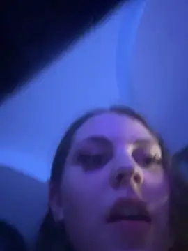 elliepixie online show from May 16, 12:40 am