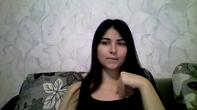 Snapshot of Amy-Diaz chatting on October 24, 10:33 am Amy-Diaz online show from October 24, 10:33 am