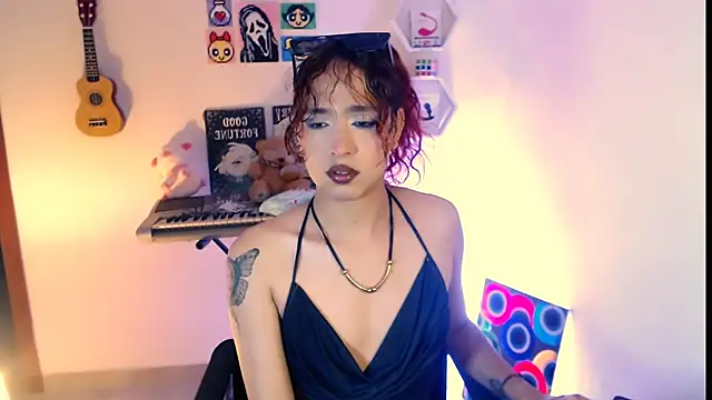 Snapshot of AdelineEsposito chatting on February 22, 4:57 am AdelineEsposito online show from February 22, 4:57 am