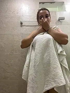 sofia montclair online show from April 27, 4:27 pm