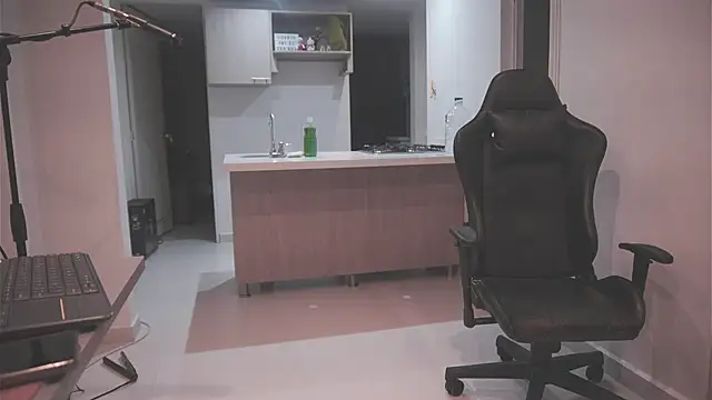 dan and daya online show from November 14, 10:58 am