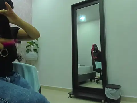 agata18  online show from March 20, 7:19 pm