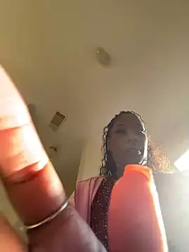 Snapshot of ForbiddenAddictions chatting on February 13, 9:11 pm ForbiddenAddictions online show from February 13, 9:11 pm