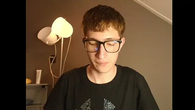 Erick Taylor3 online show from December 18, 8:15 pm