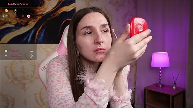 Snapshot of Wilder_Wein chatting on October 31, 6:25 am Wilder Wein online show from October 31, 6:25 am